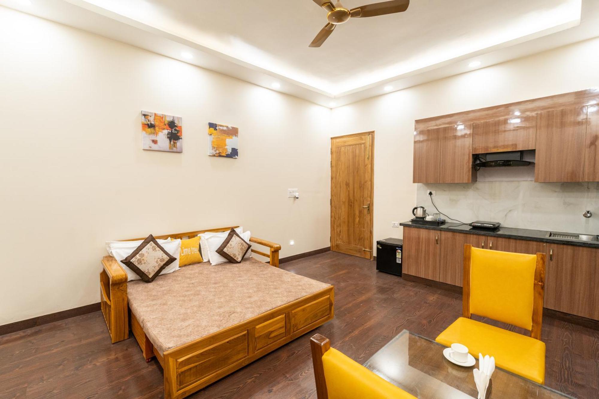 Lime Tree Hotel & One Bhk Serviced Apartment Noida - Sector 50 Metro Dış mekan fotoğraf
